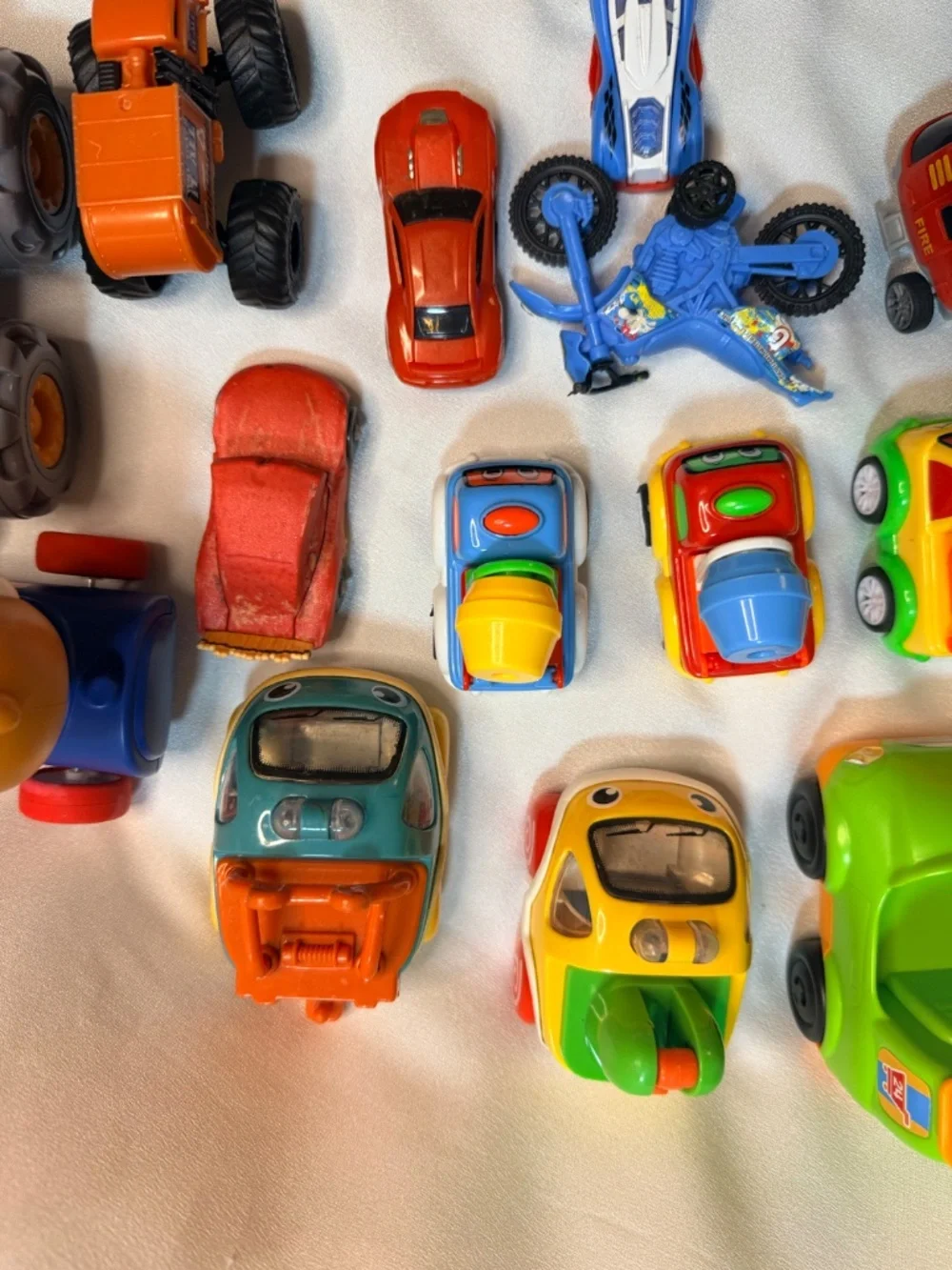 Mixed Toy Vehicle Lot 17 Cars Trucks Motorcycle Helicopter Kids Toys Used